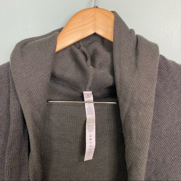 Lululemon Cabin Yogi Wrap Sweater Sz 6‎ - Picture 4 of 14
